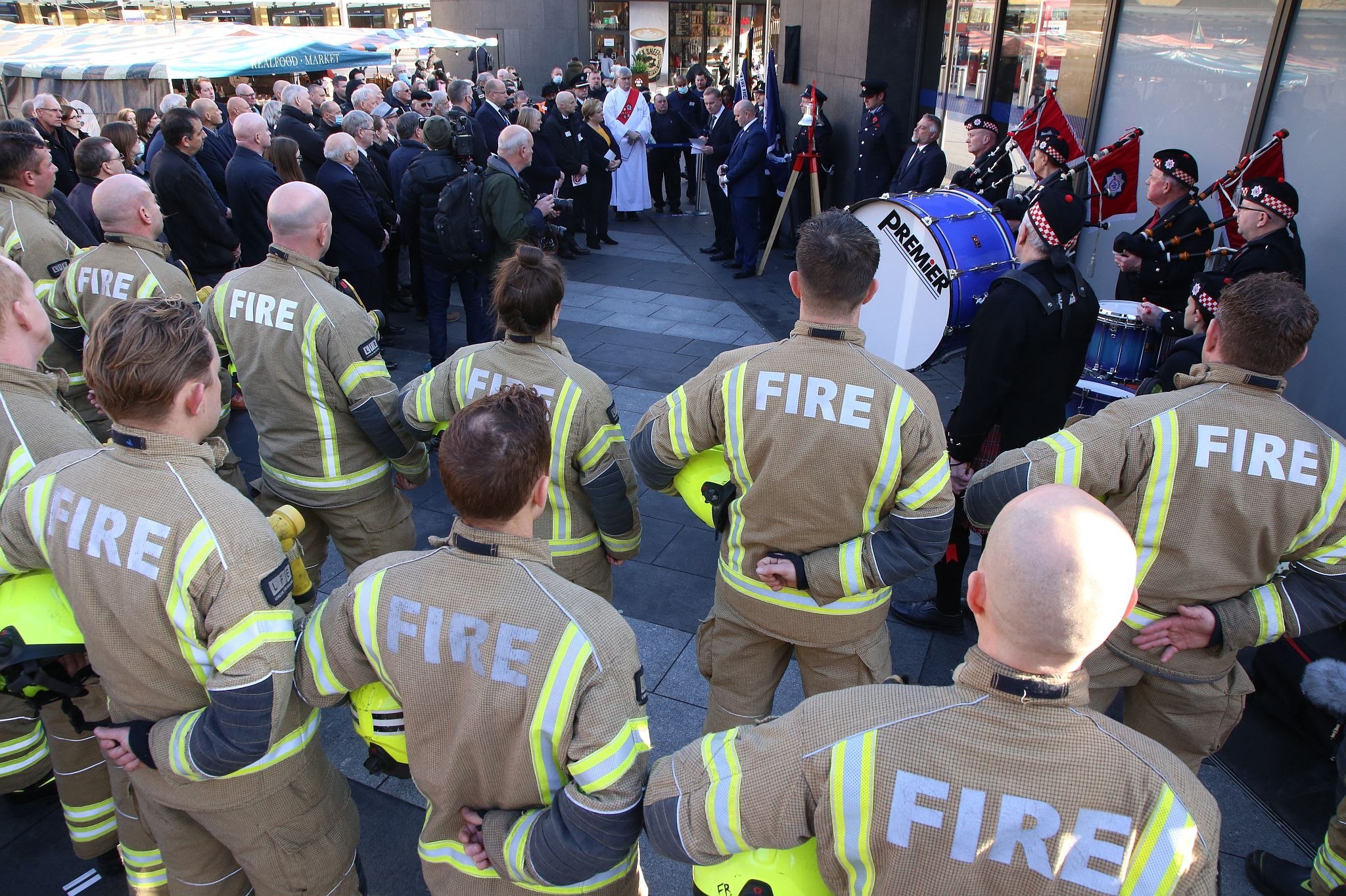 Station Officer Colin Townsley FBU Red Plaque 18-Nov-2021. London Fire Brigade Kings Cross fire.