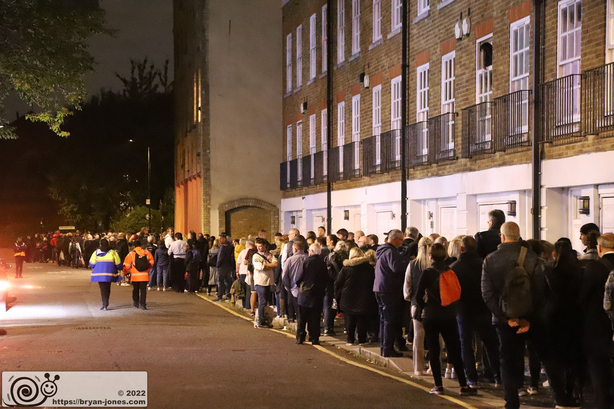 The lying-in-state queue at night, Bermondsey Wall East