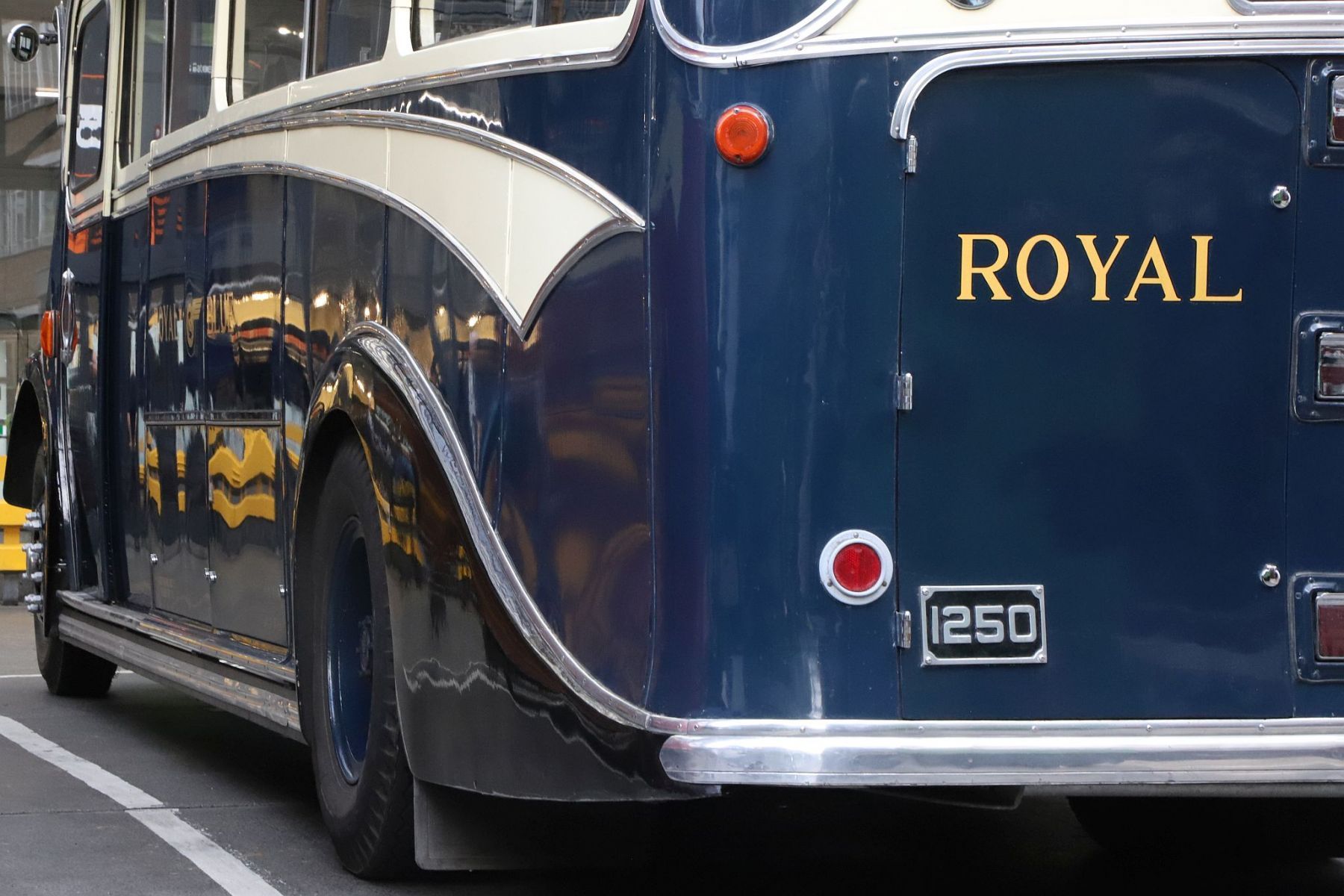 Rear of coach MOD973 at Victoria Coach Station 2022