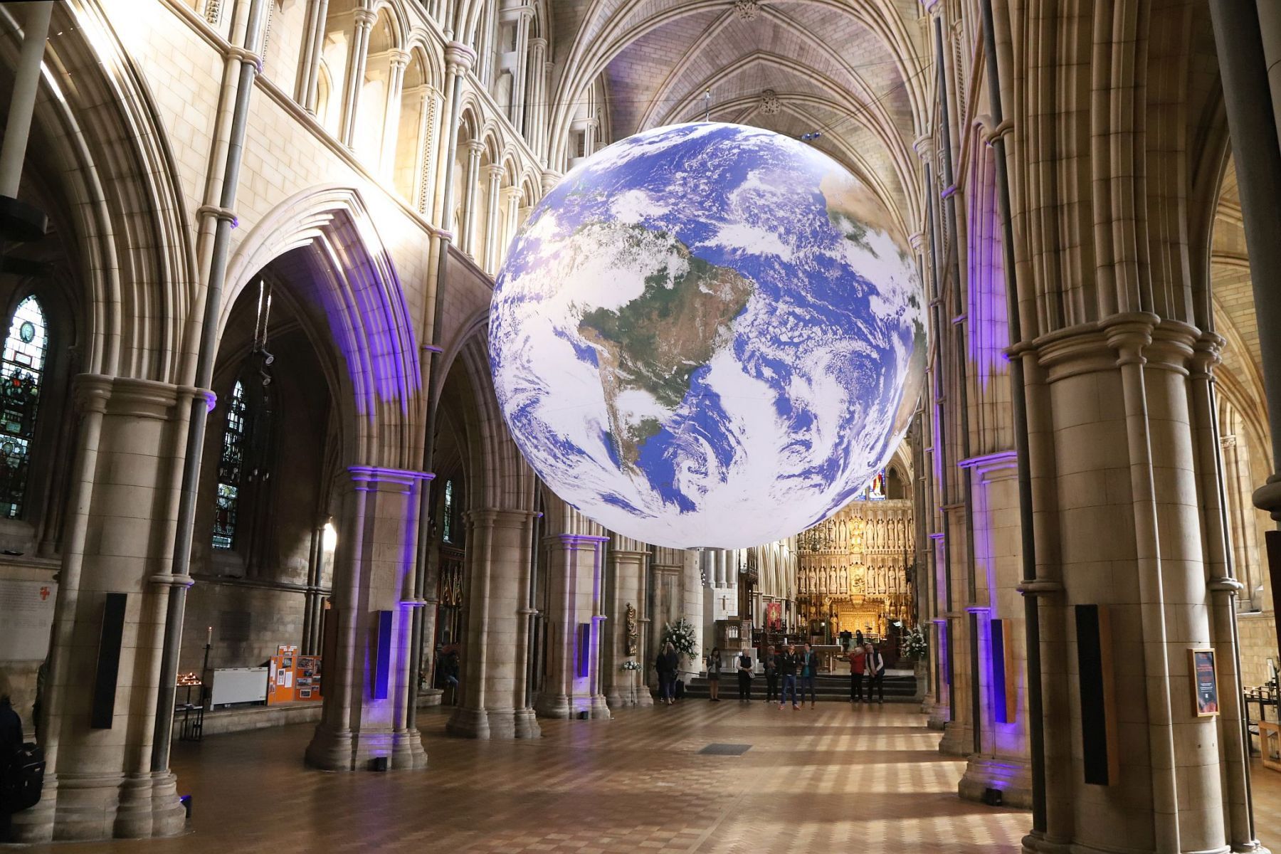 Gaia Earth by Luke Jerram at Southwark Cathedral in October 2022, seen in the day