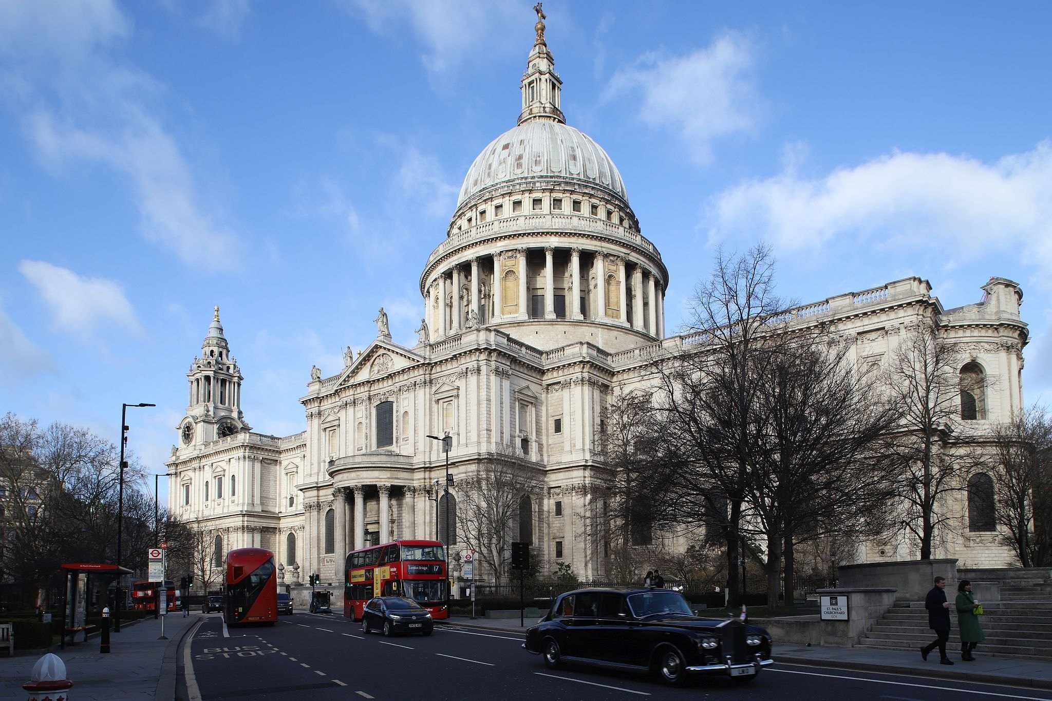 St. Paul's Cathedral, 2023. London. Seen from the South East. 2023.