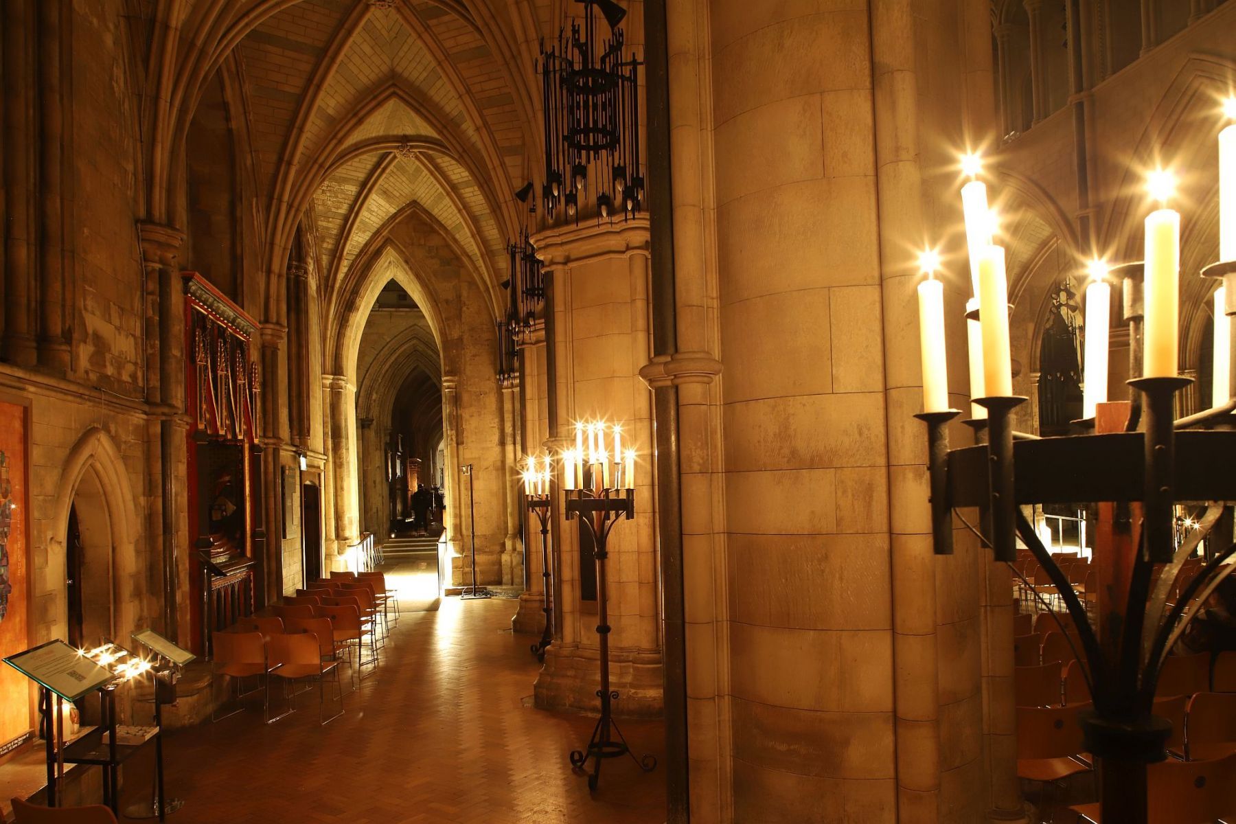 Southwark Cathedral lit by candlelight for a photography evening
