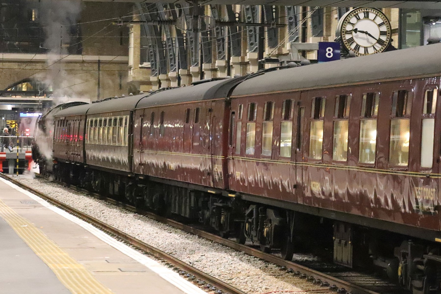 Steam locomotive 6233 Duchess of Sutherland LMS Princess Coronation Class at Kings Cross station 03-Dec-2022