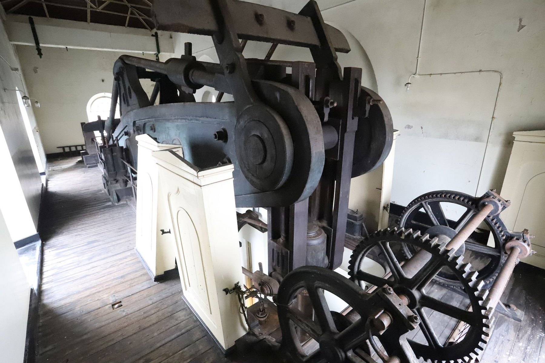 100 inch Harvey & Co Cornish steam beam engine at the London Museum of Water and Steam