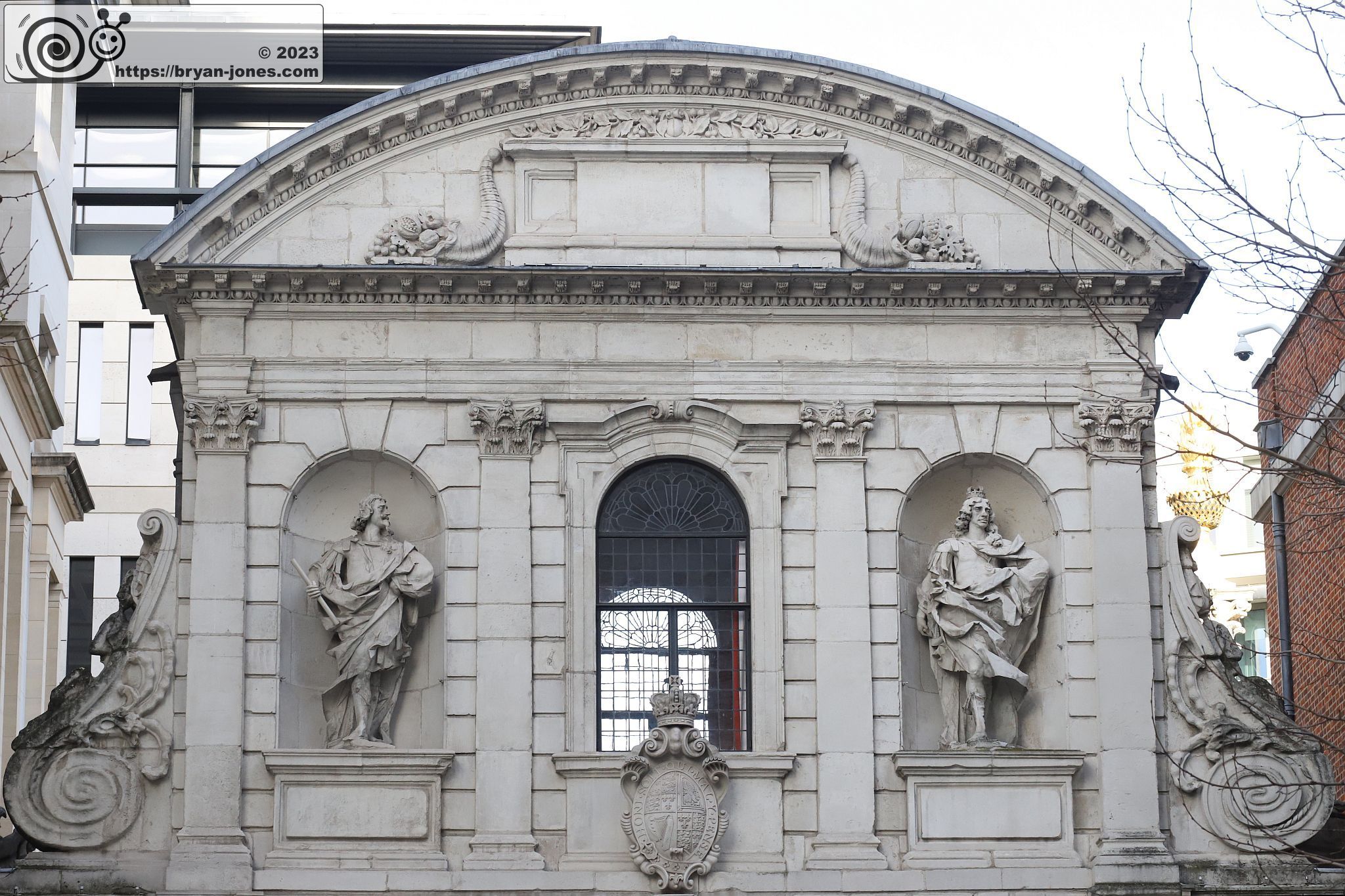 Close up of the South (St Paul's) side showing the room exterior