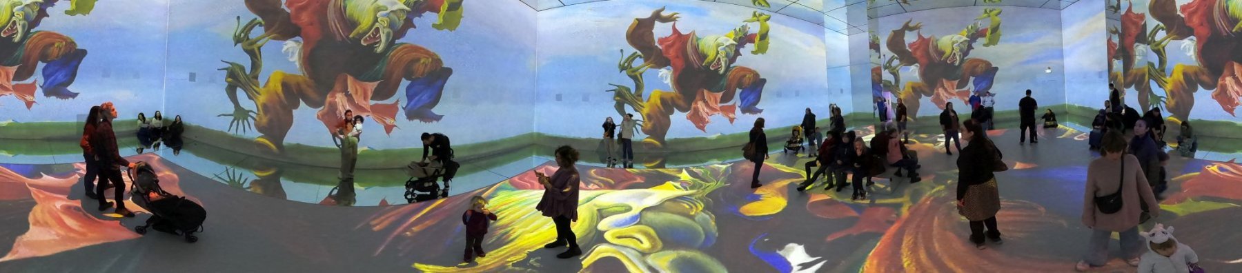 Frameless immersive art show, Marble Arch London, 16-Jan-2023.