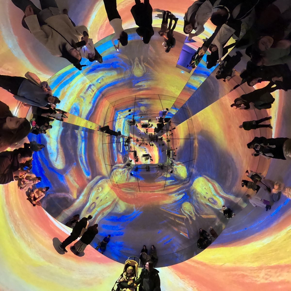 Frameless immersive art show, Marble Arch London, 16-Jan-2023.