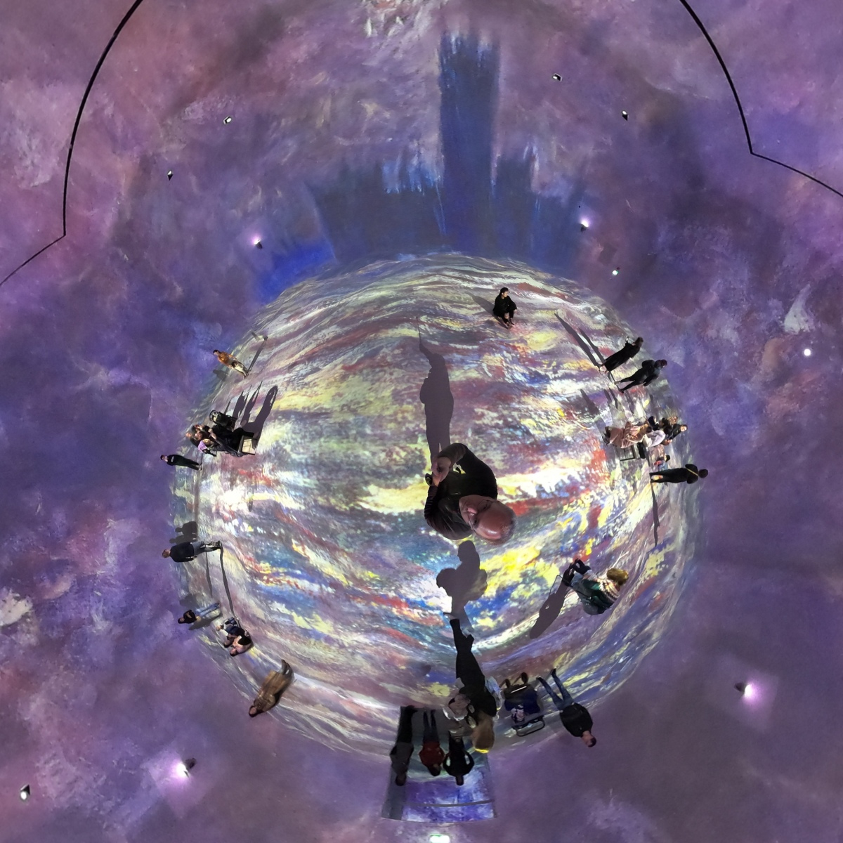 Frameless immersive art show, Marble Arch London, 16-Jan-2023.