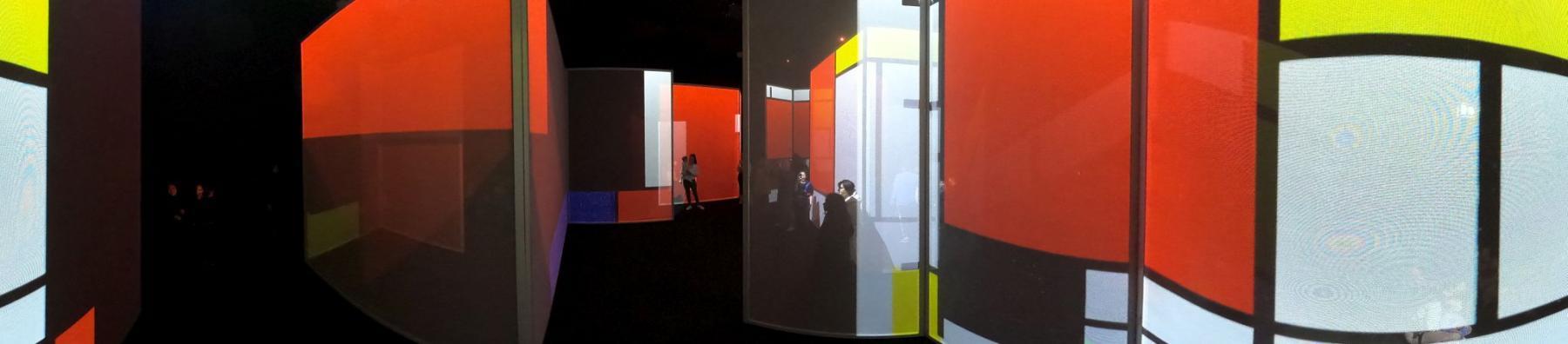 Frameless immersive art show, Marble Arch London, 16-Jan-2023.