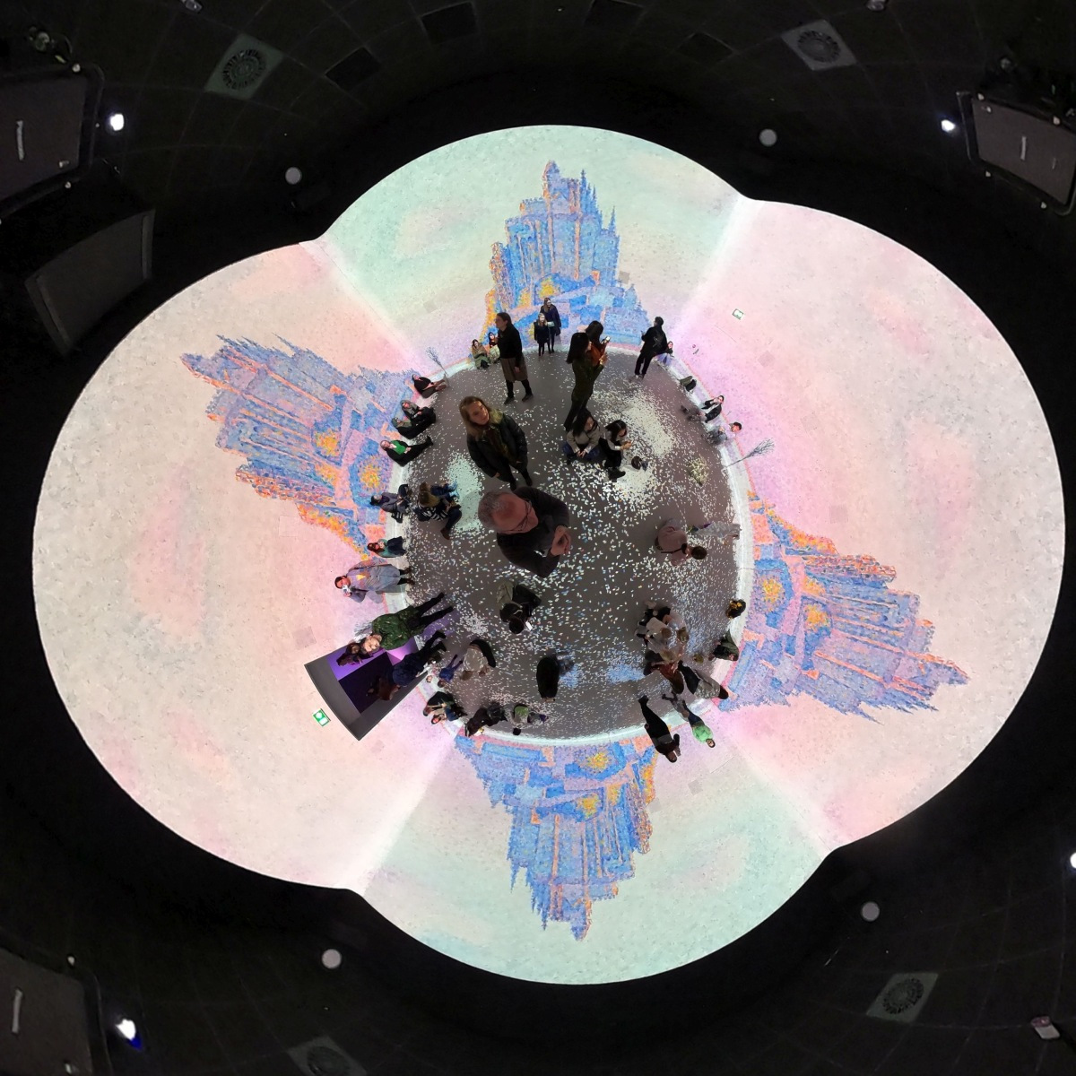 Frameless immersive art show, Marble Arch London, 16-Jan-2023.