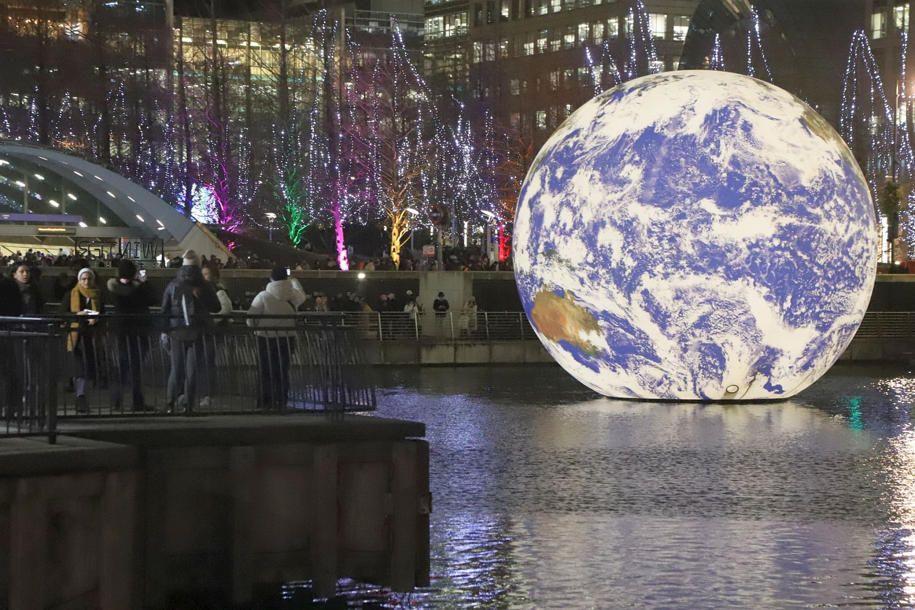 Floating Earth by Luke Jerram at Canary Wharf, London, 19-Jan-2023