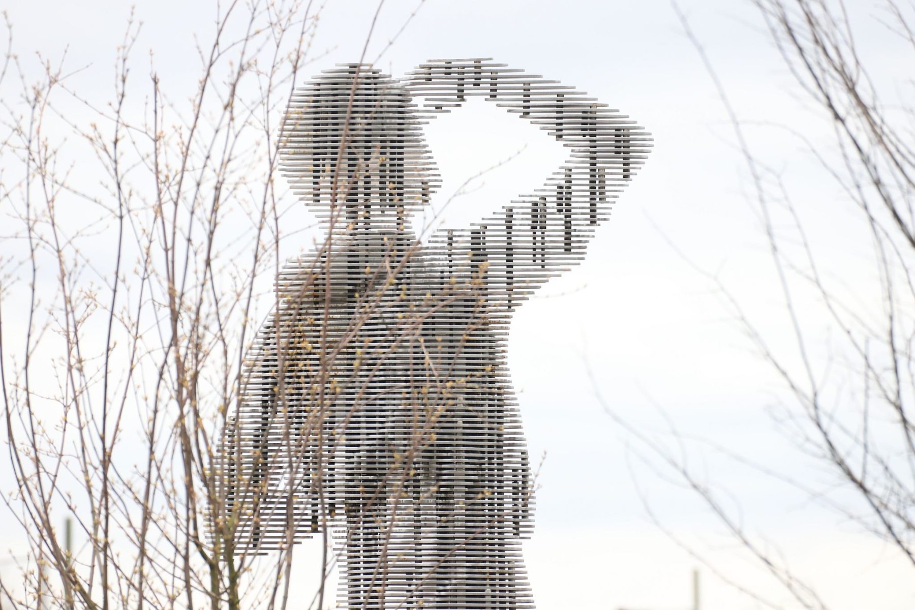 RAF Biggin Hill Memorial \"The Strongest Link\" featuring a pilot looking to the sky which was unveiled in 2022 to remember the RAF station\'s contribution to the defence of Great Britain.