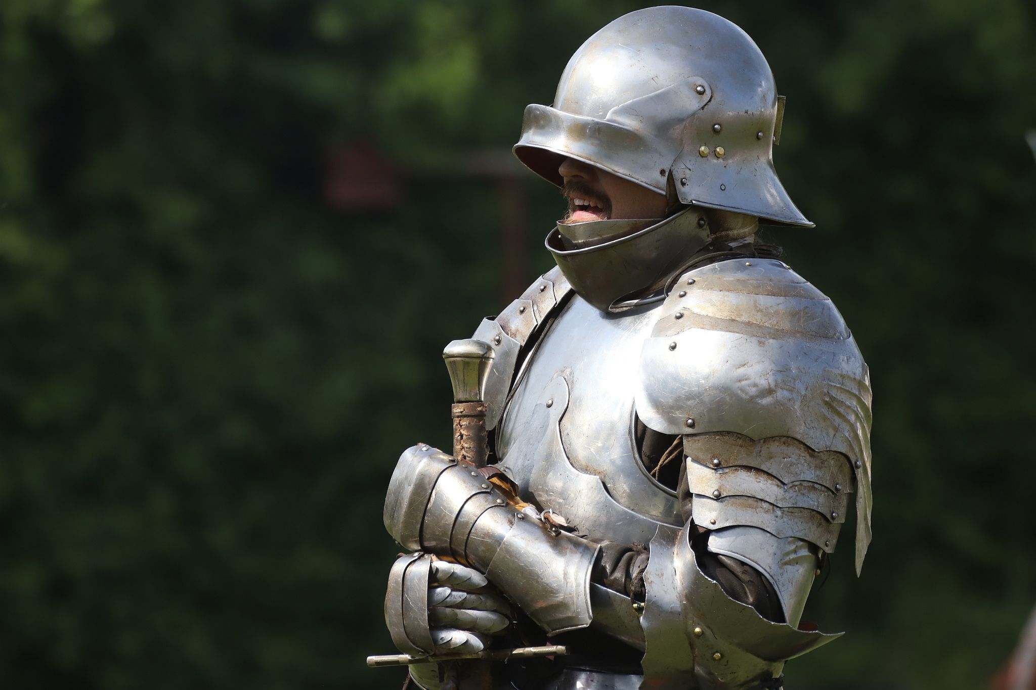 2023 Battle of Barnet Re-enactment, Wars of the Roses. Medieval re-enactors. Swords, armour, knights.