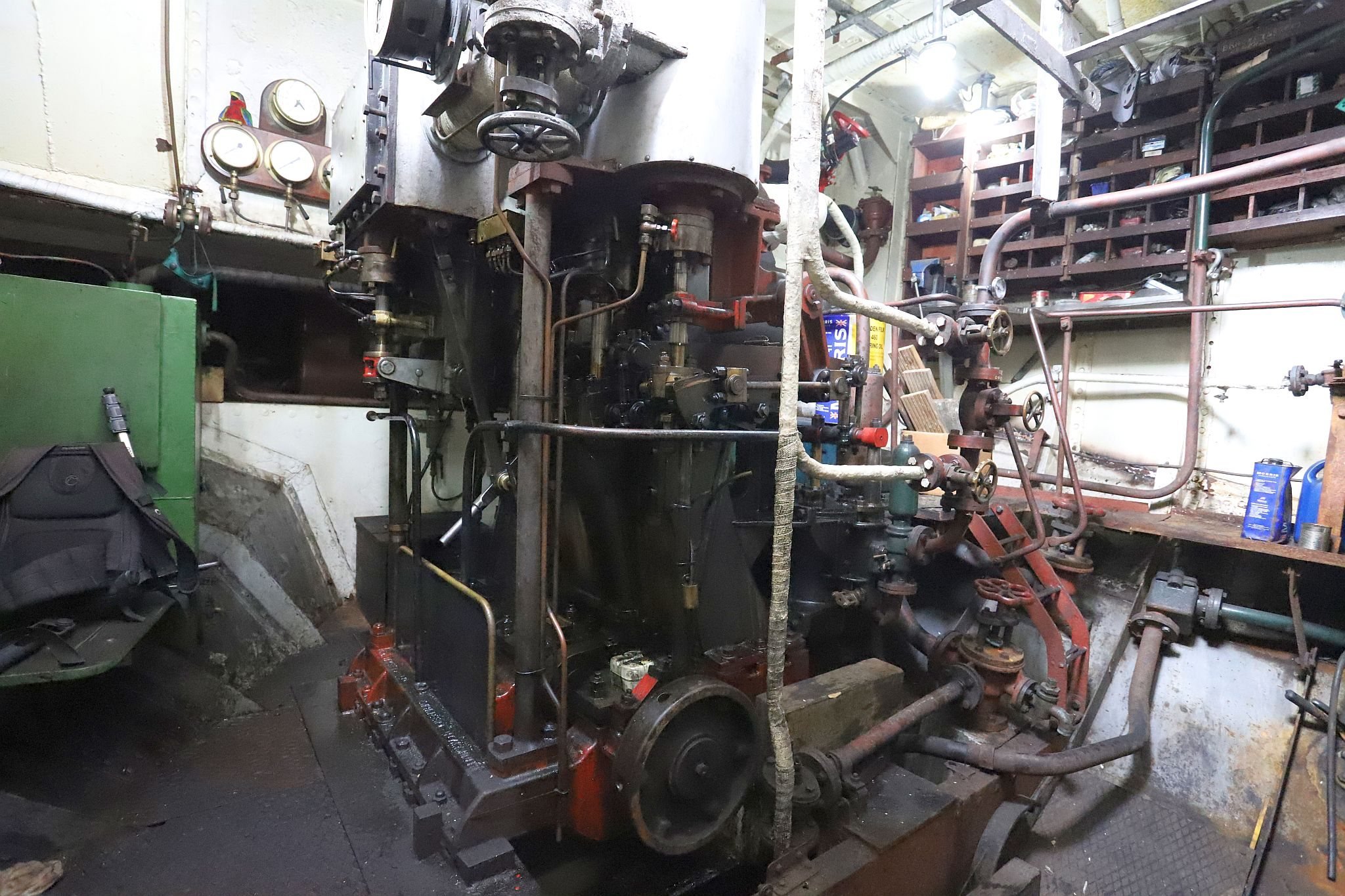 Steam engine in VIC 96's engine room. Steam powered ship VIC 96 visited central London in June 2023.