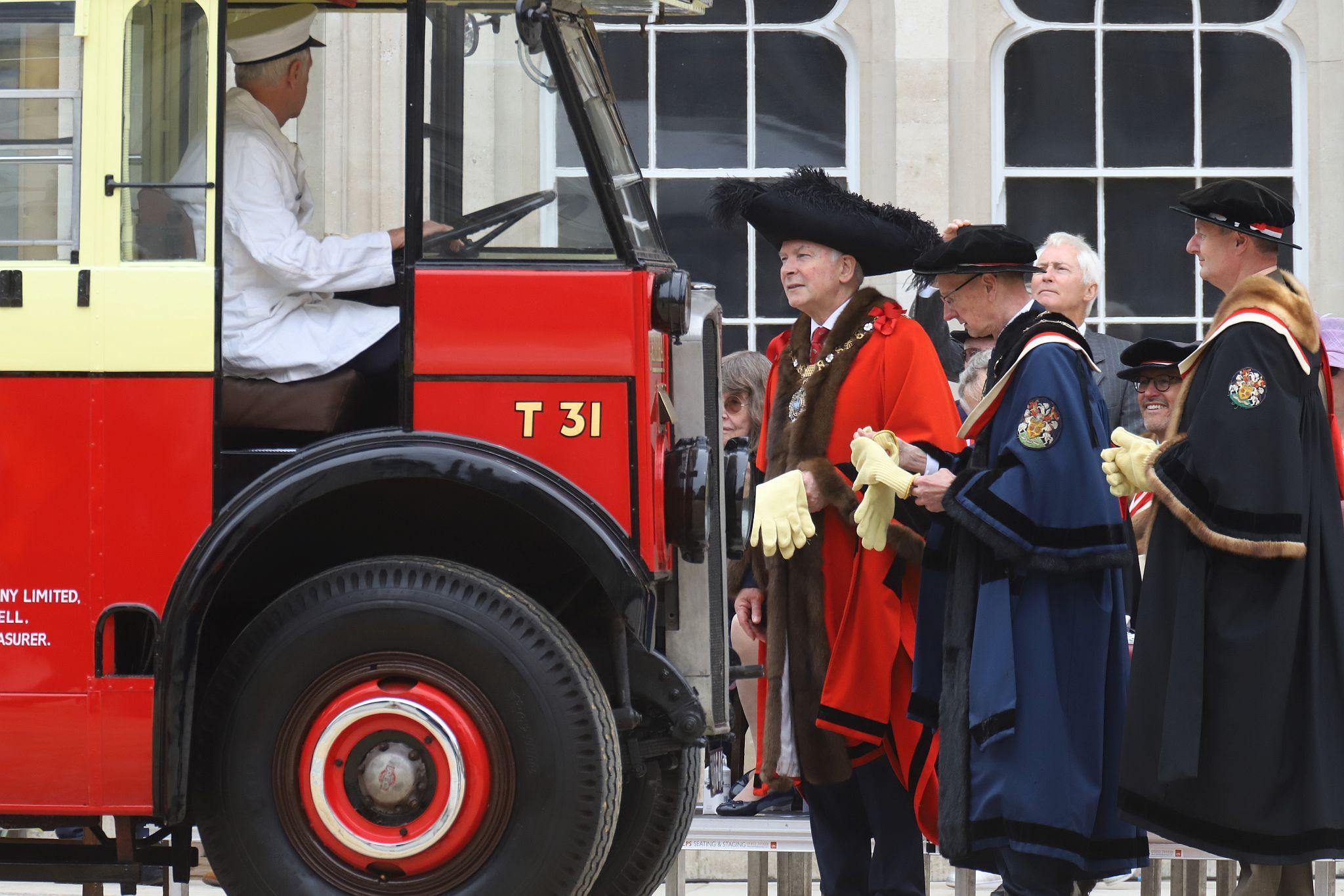 AEC Regal 1929 UU6646. City of London 2023 Cart Marking in Guildhall Yard on 22-Jul-2023. Hosted by the Worshipful Company of Carmen with the Lord Mayor of the City of London in attendance. Wooden plates on the vehicles are branded with hot irons to allow them to ply for trade in the Square Mile. Another of the City Livery Company's annual ceremonies.