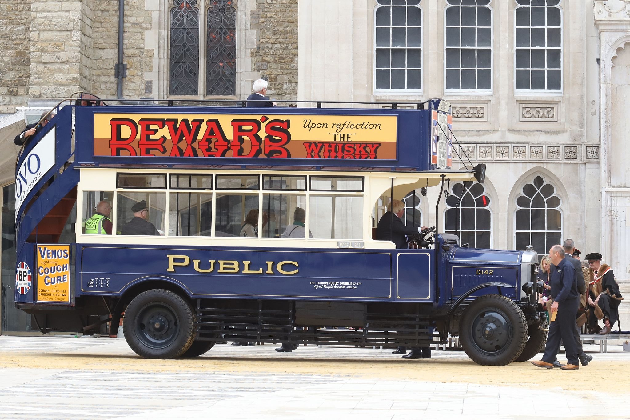 Dennis 4T 1925 XX9591. City of London 2023 Cart Marking in Guildhall Yard on 22-Jul-2023. Hosted by the Worshipful Company of Carmen with the Lord Mayor of the City of London in attendance. Wooden plates on the vehicles are branded with hot irons to allow them to ply for trade in the Square Mile. Another of the City Livery Company's annual ceremonies.