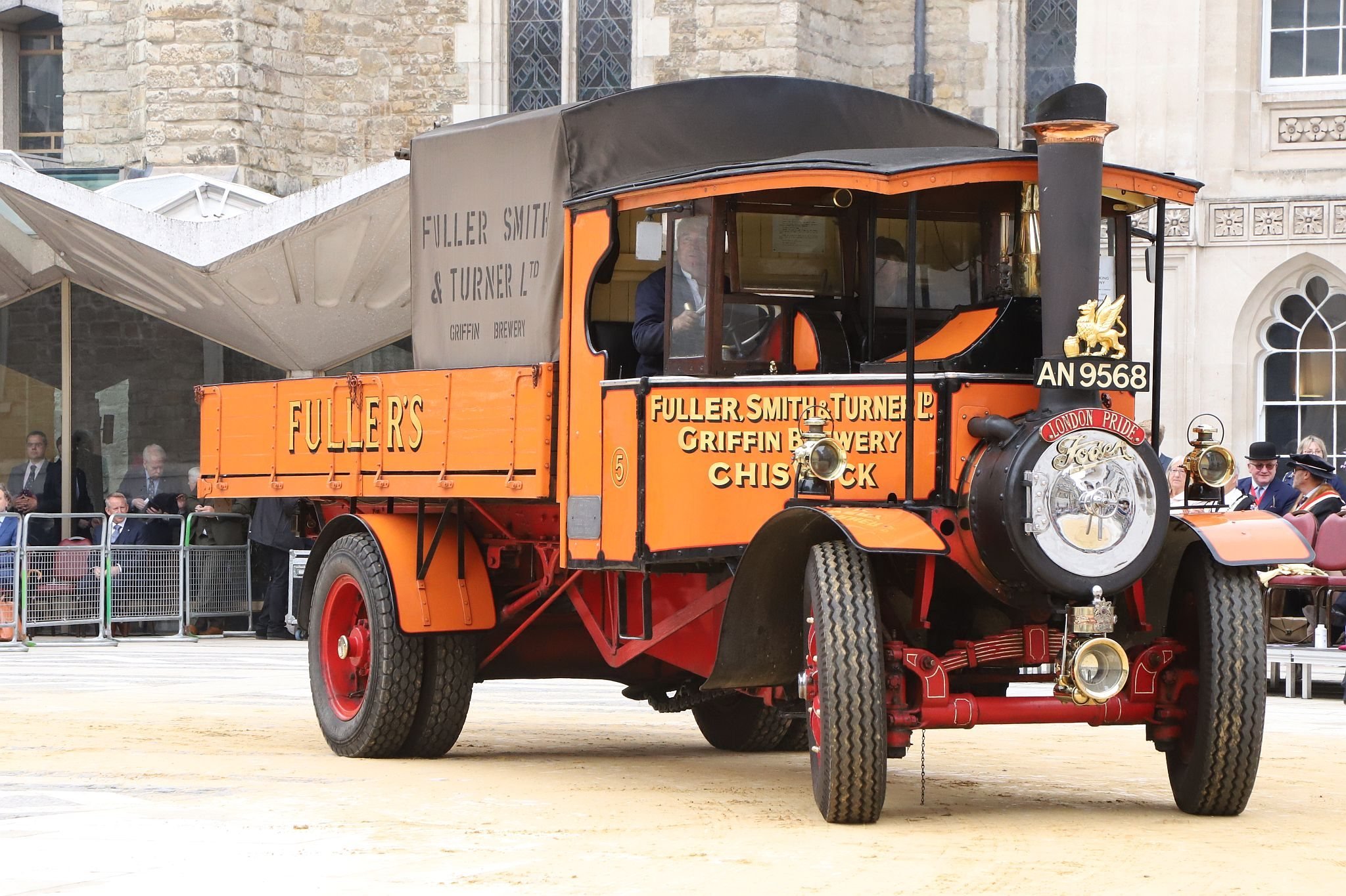 Foden Steam Lorry 1928, AN9568. City of London 2023 Cart Marking in Guildhall Yard on 22-Jul-2023. Hosted by the Worshipful Company of Carmen with the Lord Mayor of the City of London in attendance. Wooden plates on the vehicles are branded with hot irons to allow them to ply for trade in the Square Mile. Another of the City Livery Company's annual ceremonies.