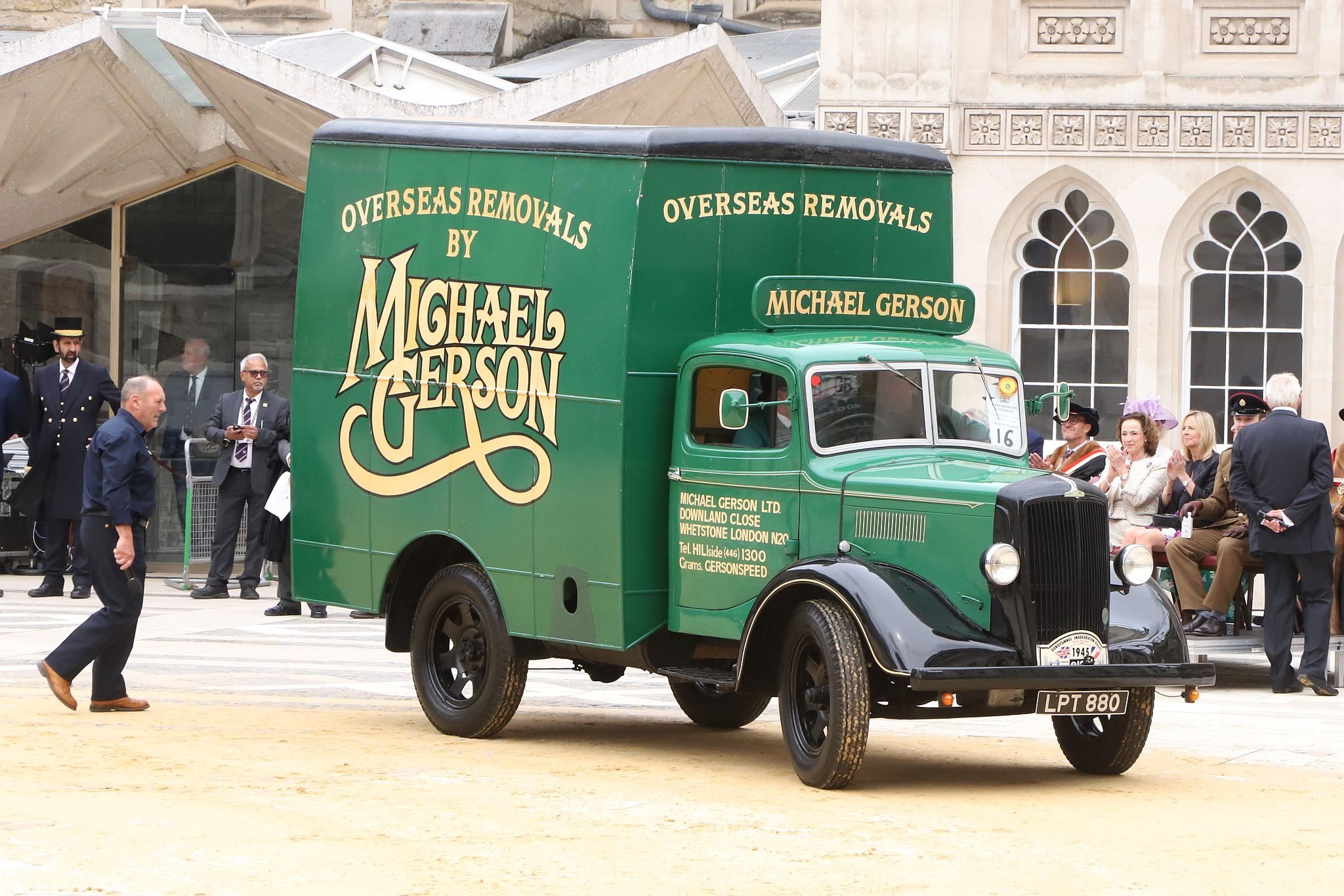 Morris Commercial 1949 LPT880. City of London 2023 Cart Marking in Guildhall Yard on 22-Jul-2023. Hosted by the Worshipful Company of Carmen with the Lord Mayor of the City of London in attendance. Wooden plates on the vehicles are branded with hot irons to allow them to ply for trade in the Square Mile. Another of the City Livery Company's annual ceremonies.