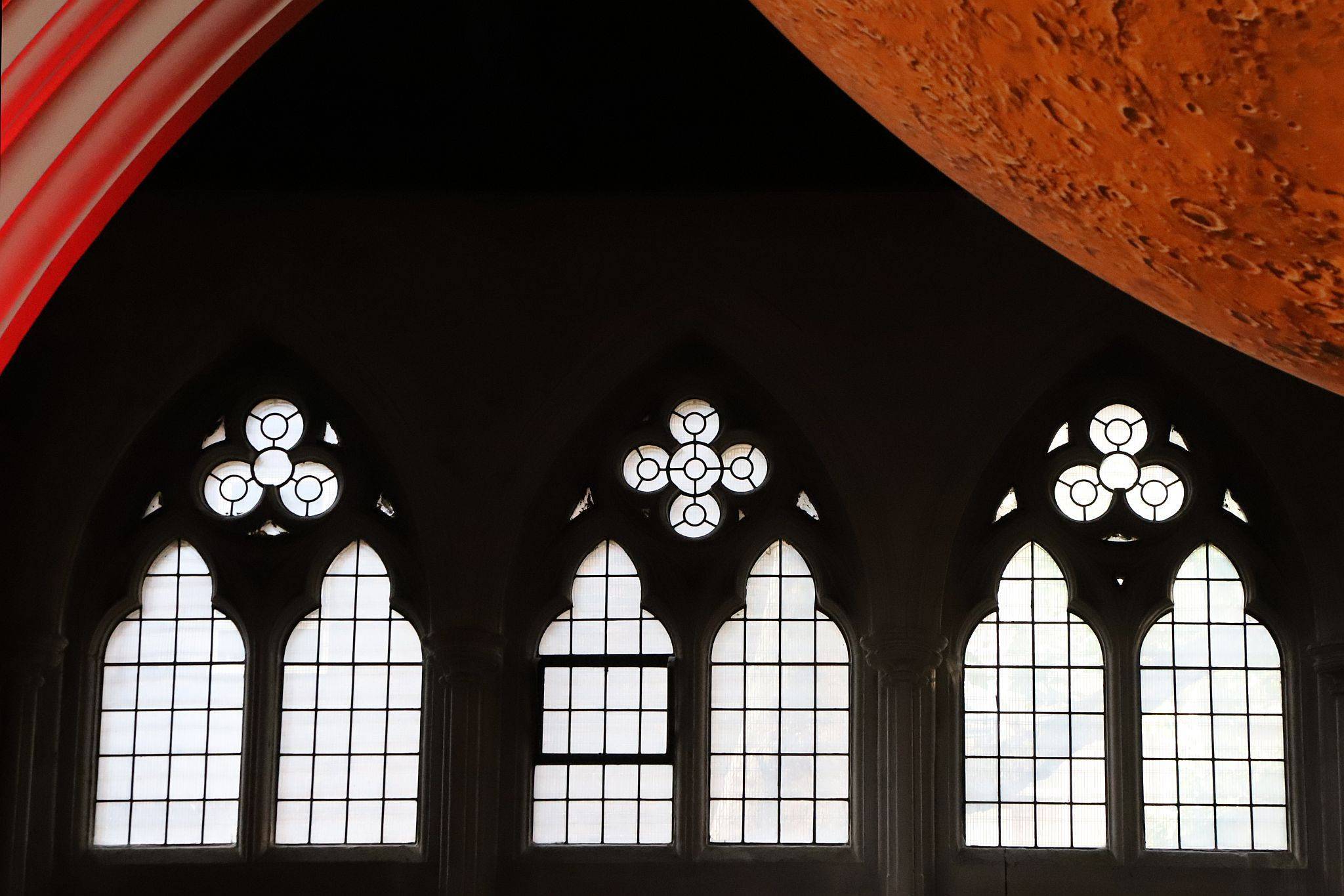 Luke Jerram's “Mars: War and Peace" at All Saints’ Church, Notting Hill, London on 01-Aug-2023. Presented by the Kensington and Chelsea Festival. https://bryan-jones.com