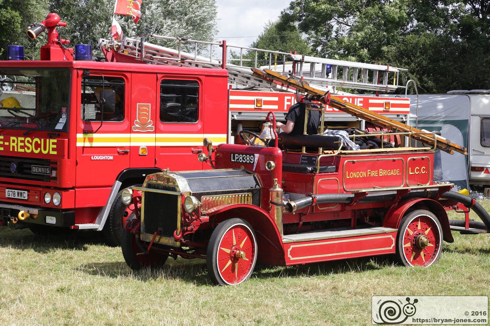 2016 Odiham Fire Show 07-Aug-2016. London Fire Brigade 1916 Dennis N type. LP8389