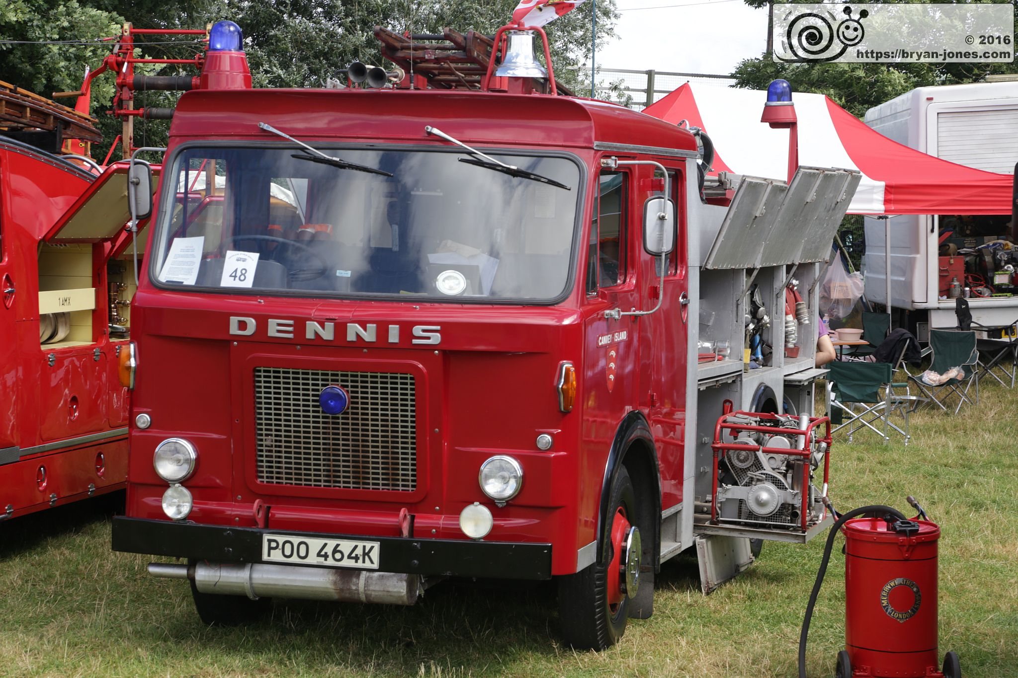 2016 Odiham Fire Show 07-Aug-2016. Essex Fire Brigade 1972 Dennis D Series fire appliance. POO464K