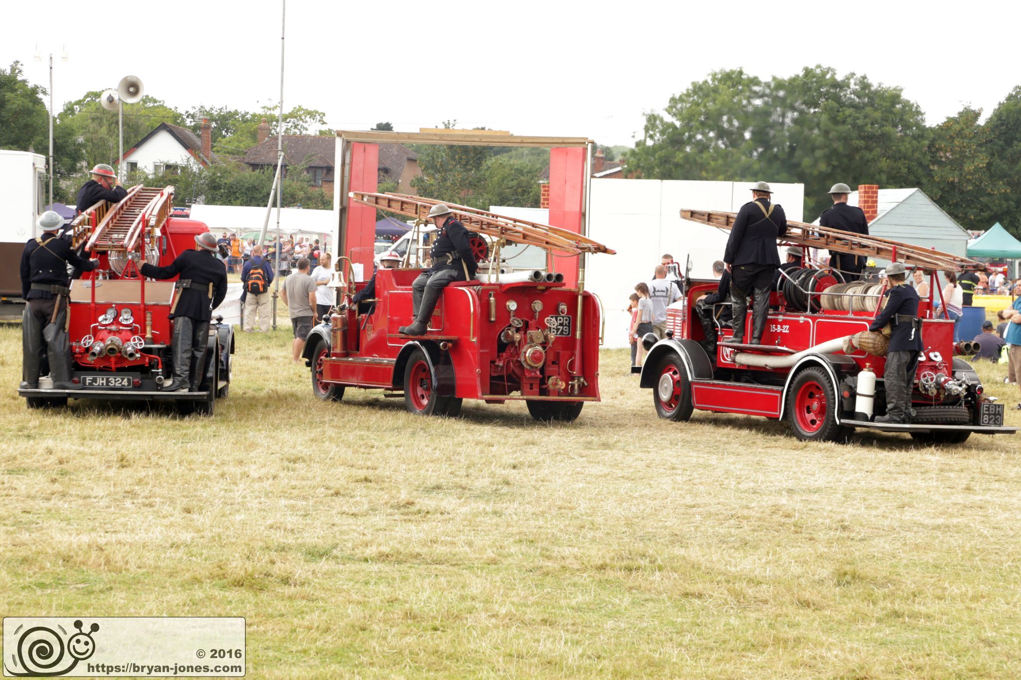 2016 Odiham Fire Show 07-Aug-2016.