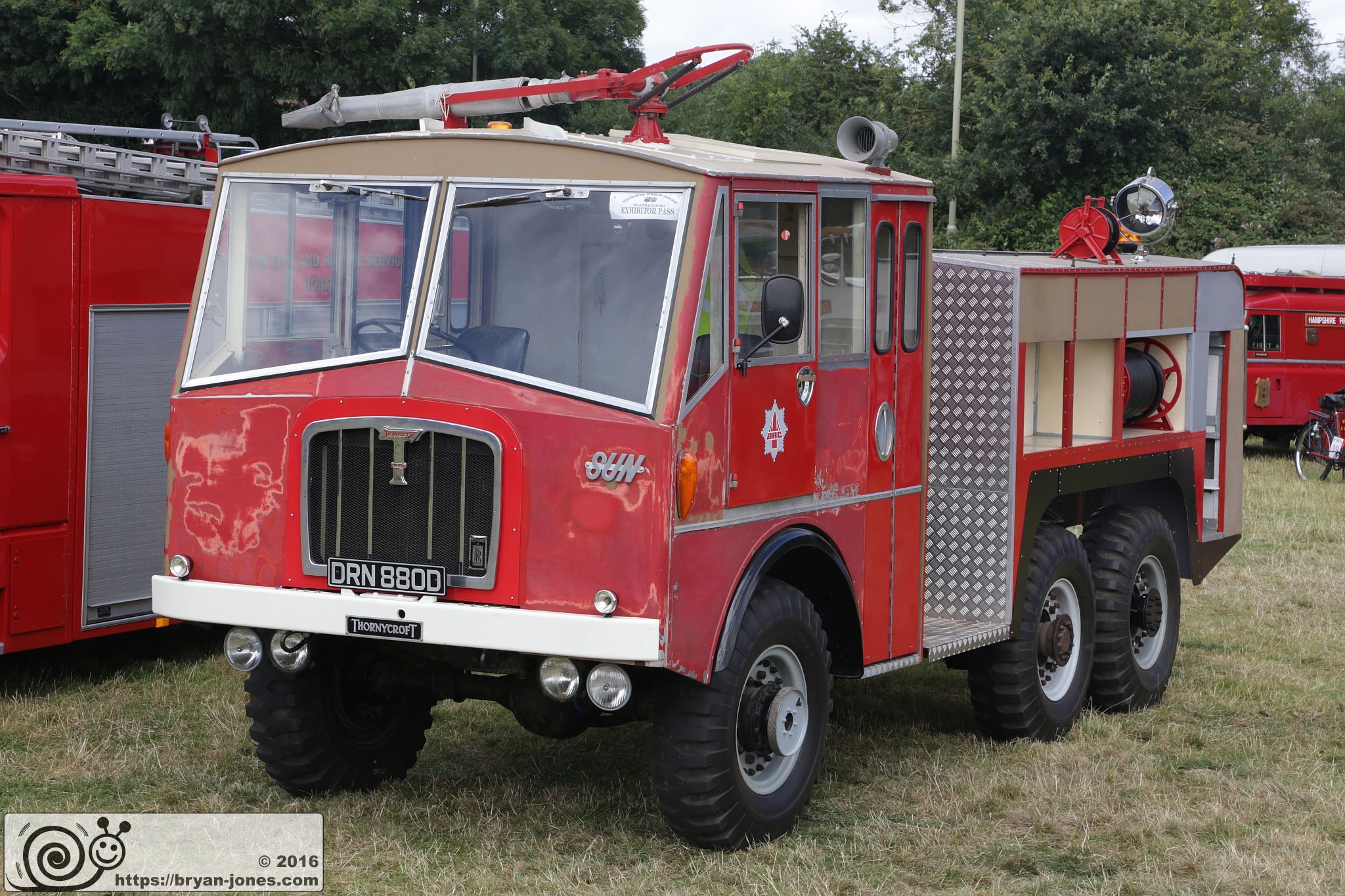 2016 Odiham Fire Show 07-Aug-2016. 1966 Thorneycroft Nubian Sun Airport Rescue Firefighting (ARFF) fire crash rescue tender. DRN880D