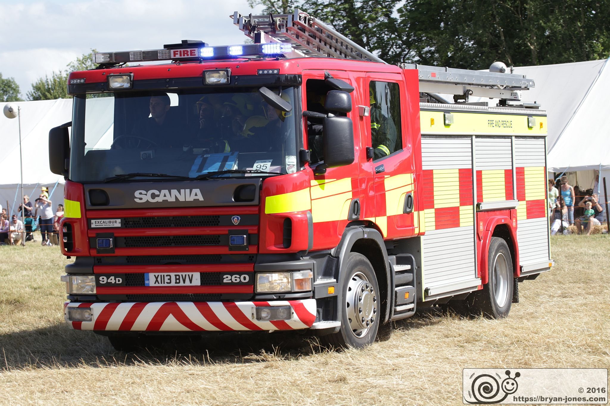 2016 Odiham Fire Show 07-Aug-2016. Scania Excalibur fire appliance. X113BVV