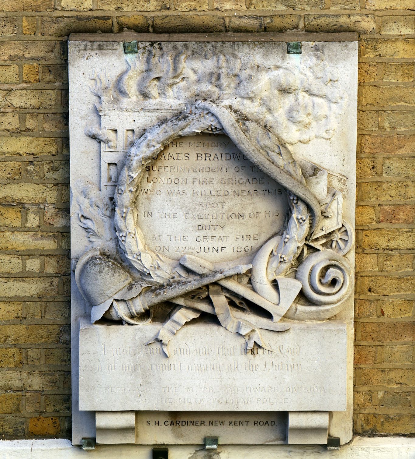Superintendent James Braidwood killed in the Tooley Street fire 22-Jun-1861. London Fire Engine Establishment. Metropolitan Fire Brigade. London Fire Brigade.