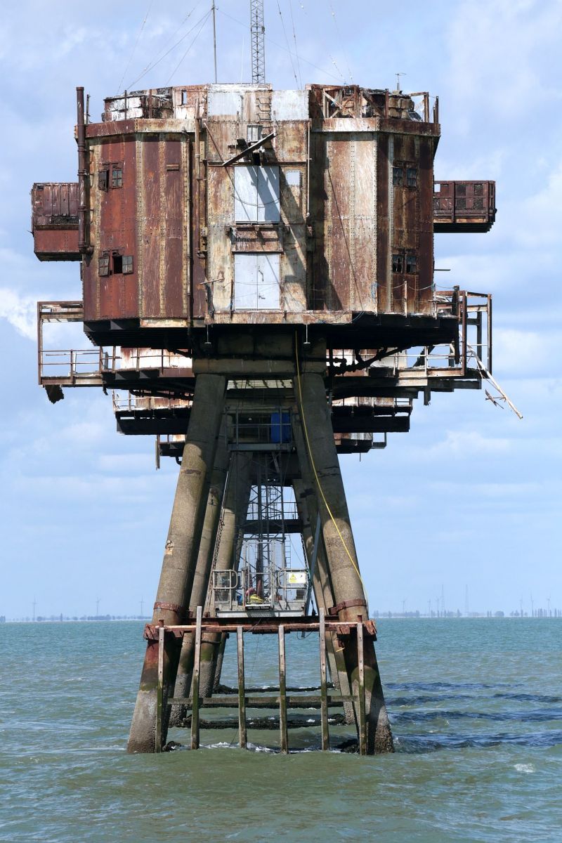 Red Sands Fort. Abandoned WW2 Maunsell Forts in the River Thames Estuary. Taken 17-Apr-2017 on an X-Pilot boat tour. World War Two. Anti-aircraft