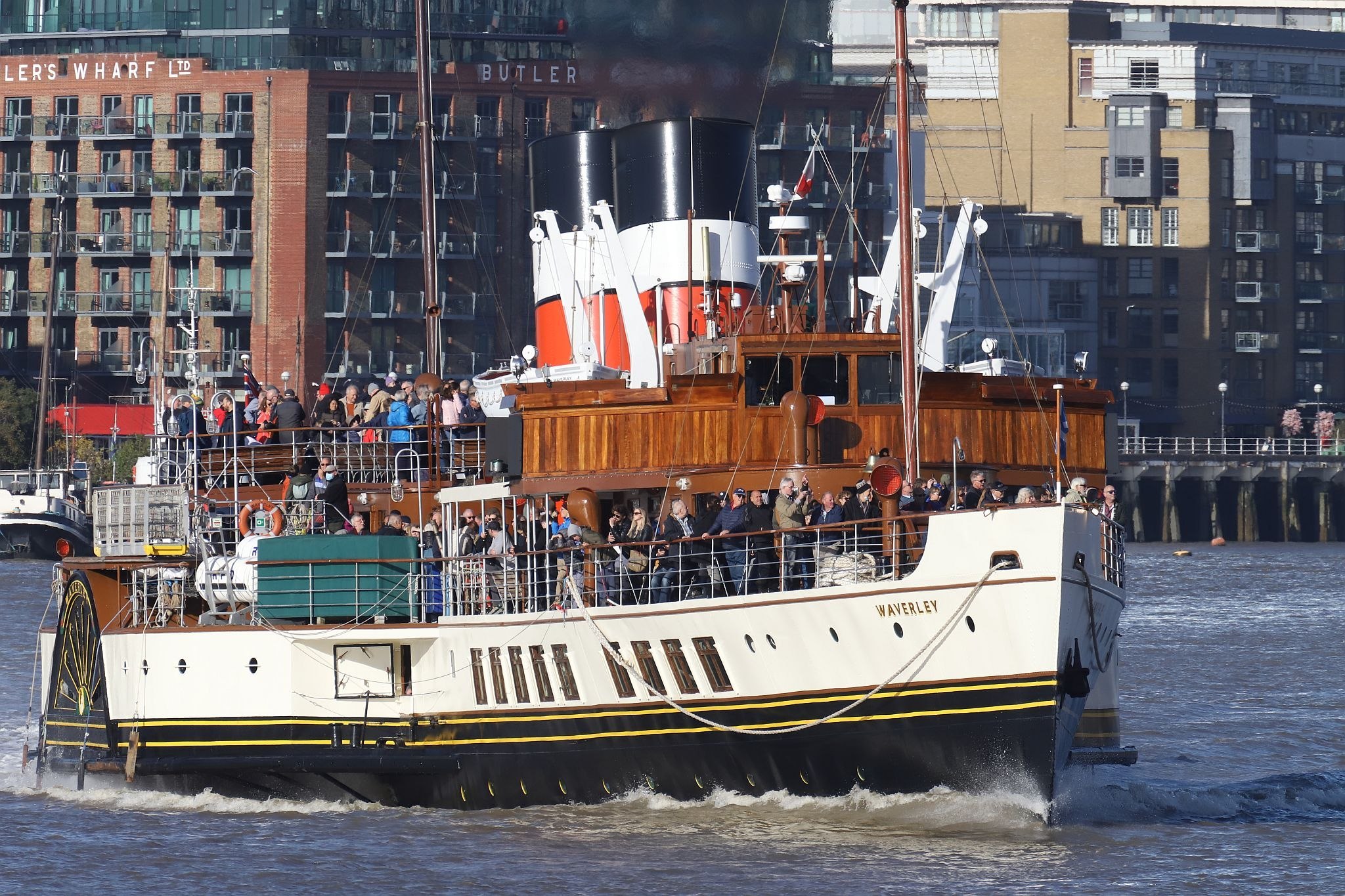Paddle Steamer Waverley 2022 vist to the River Thames, London. October 2022.