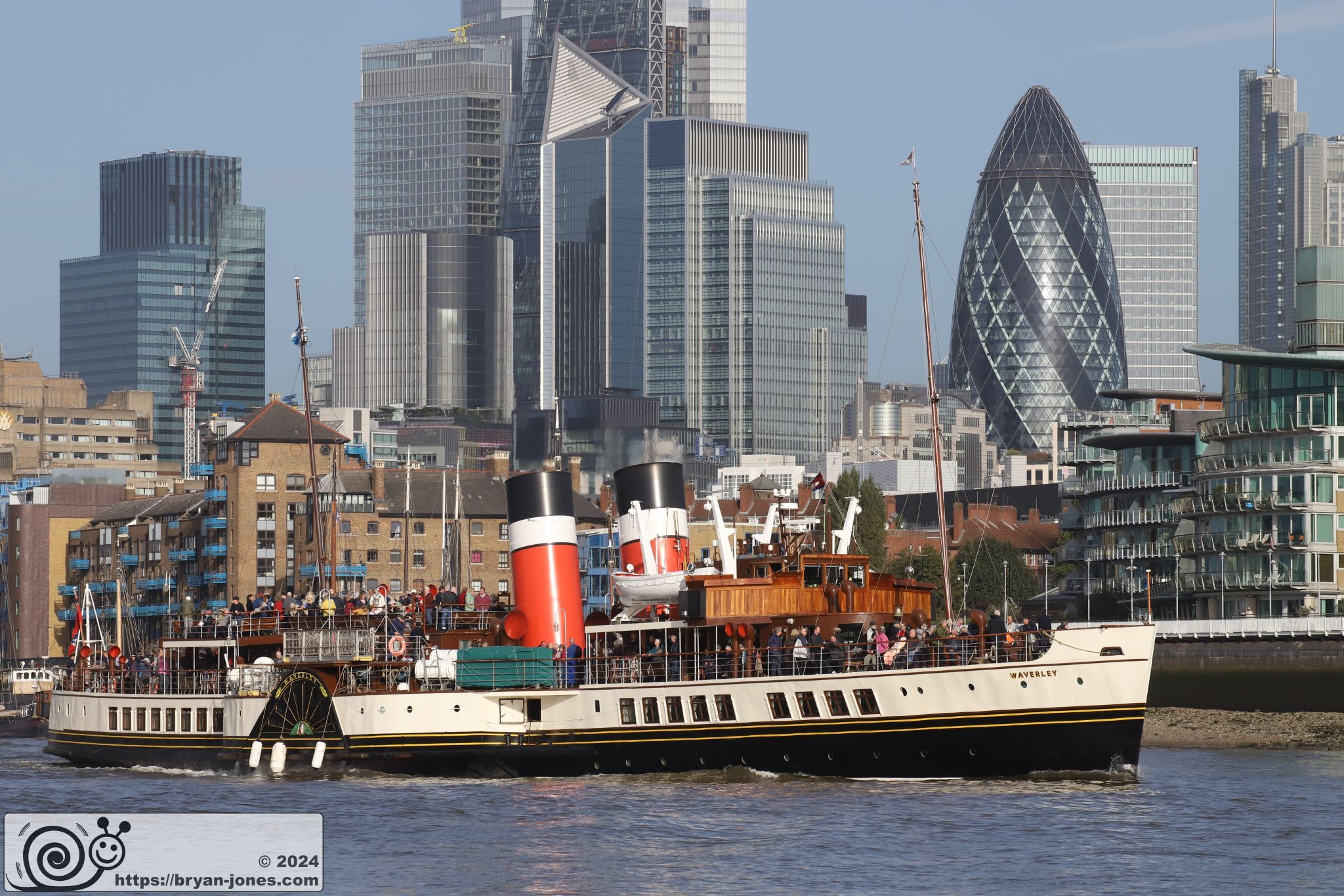 Waverley with the City of London as a backdrop. 07-Oct-2024