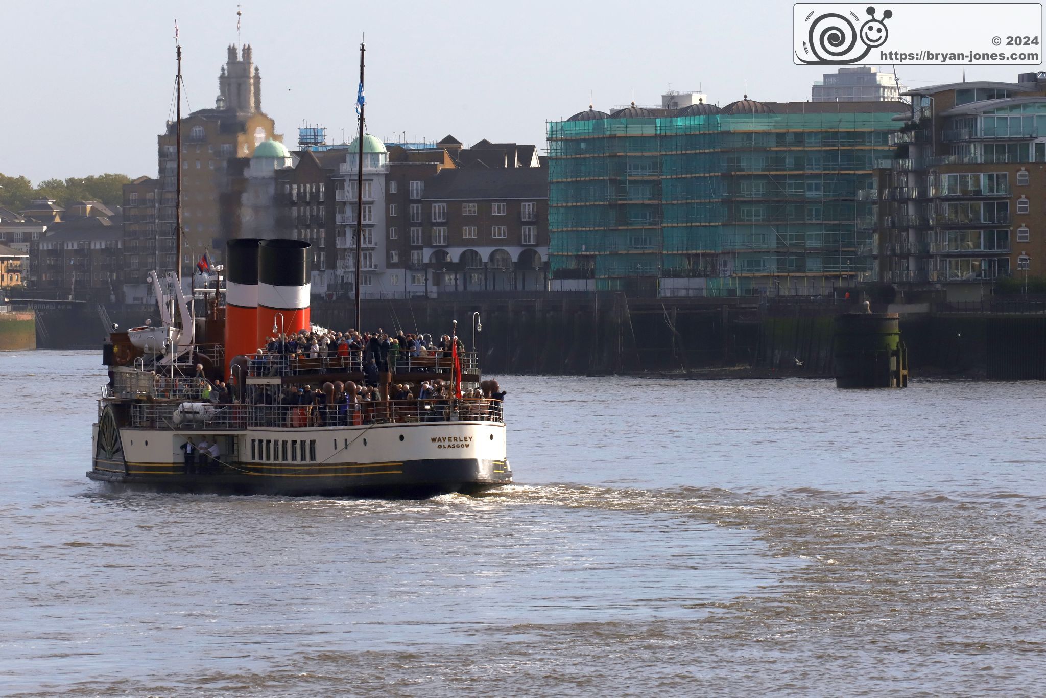 Waverly heads past Rotherhithe peninsula towards. 07-Oct-2024